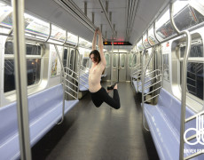 Stoya Desnuda en el subterraneo de Nueva York  (45)