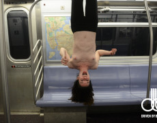 Stoya Desnuda en el subterraneo de Nueva York  (62)