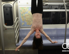 Stoya Desnuda en el subterraneo de Nueva York  (63)
