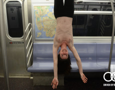 Stoya Desnuda en el subterraneo de Nueva York  (64)
